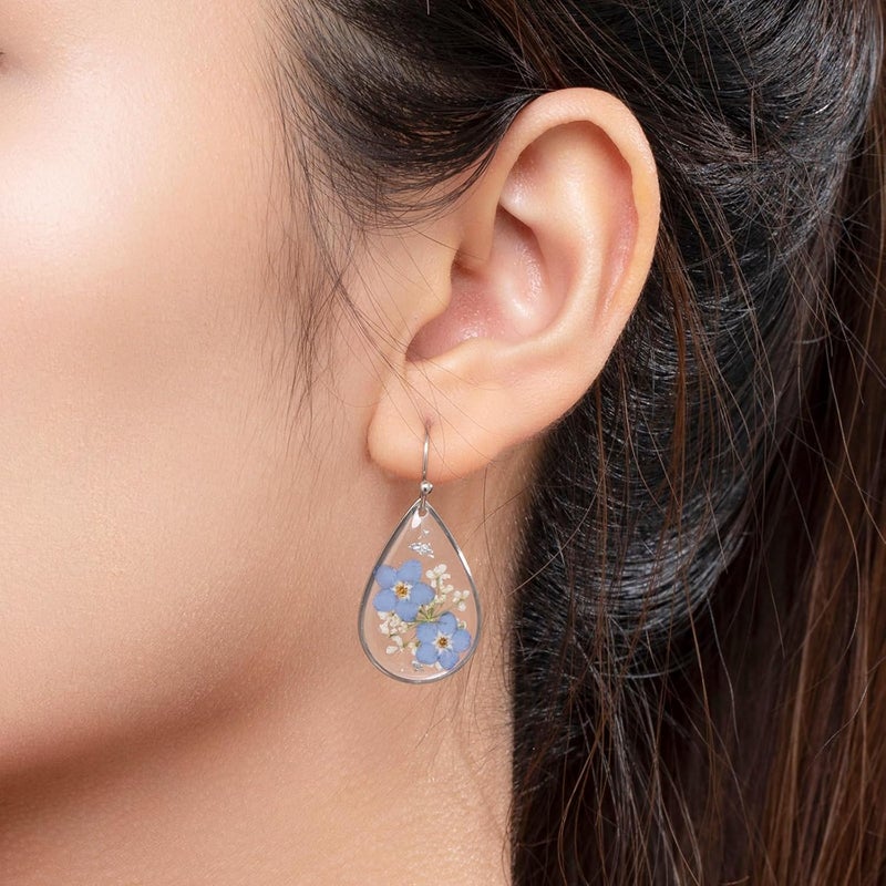 AUNTESIGN Store Forget-Me-Not and Queen Anne's Lace Pressed Wildflower Earrings | Pressed Flower Earrings | Handmade Drop and Dangle Earrings | Gift for Woman - Image 4